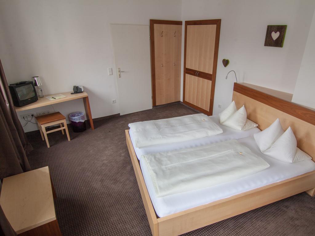 Hotel Hartmann Fuerstenfeldbruck Habitación foto