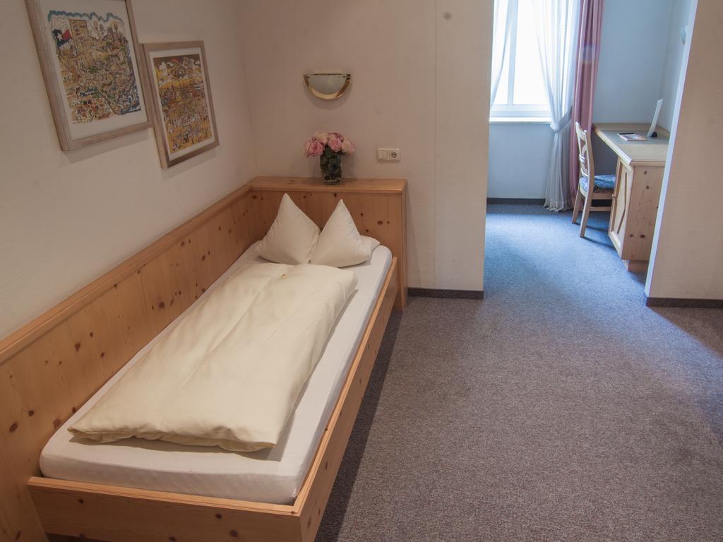 Hotel Hartmann Fuerstenfeldbruck Habitación foto