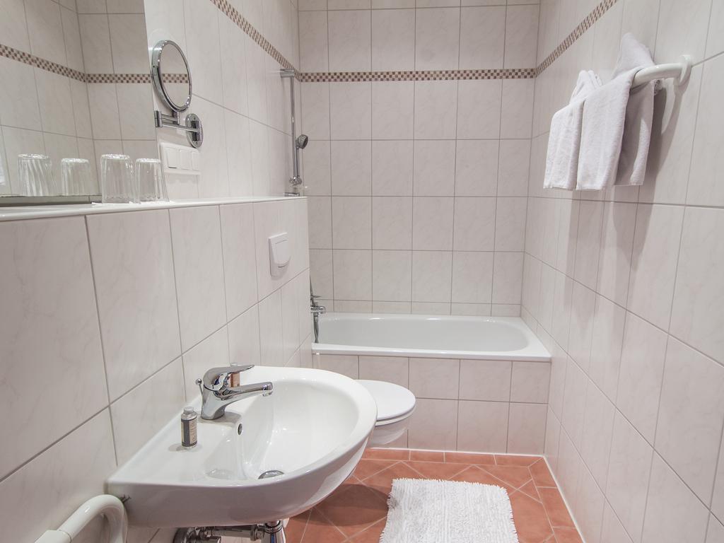 Hotel Hartmann Fuerstenfeldbruck Habitación foto